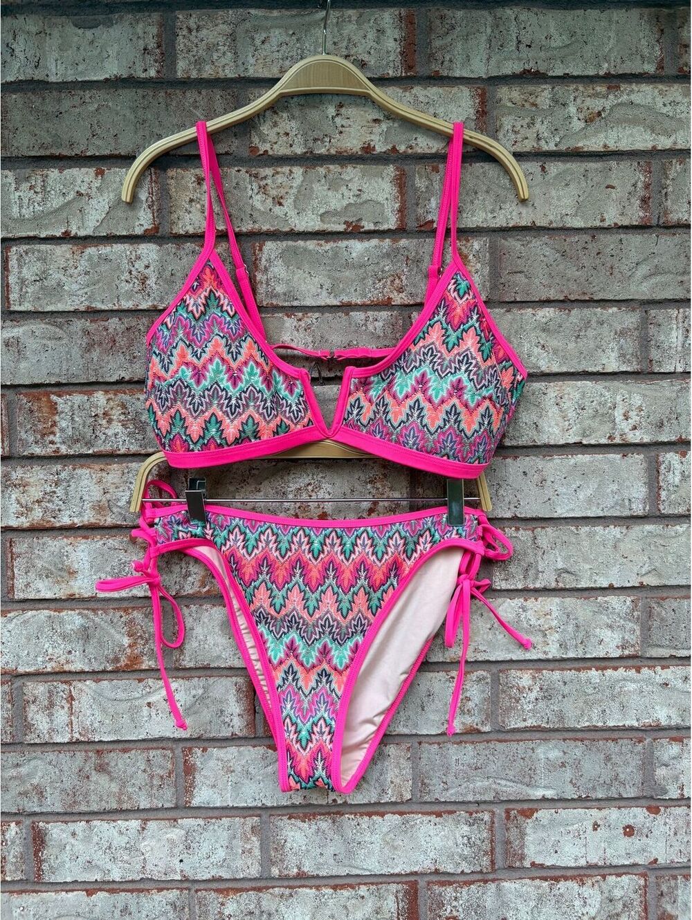Cupshe Static Pulse Abstract Bikini Set Size L - Picture 6 of 7
